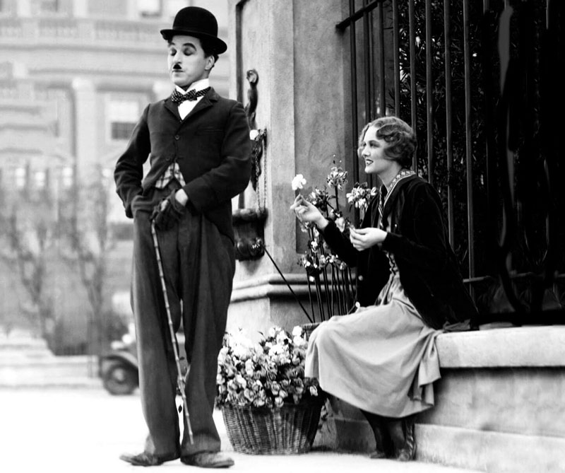 Resultado de imagen para Charles Chaplin infancia Charles Chaplin ingresó en la compañÃa de "sketch"