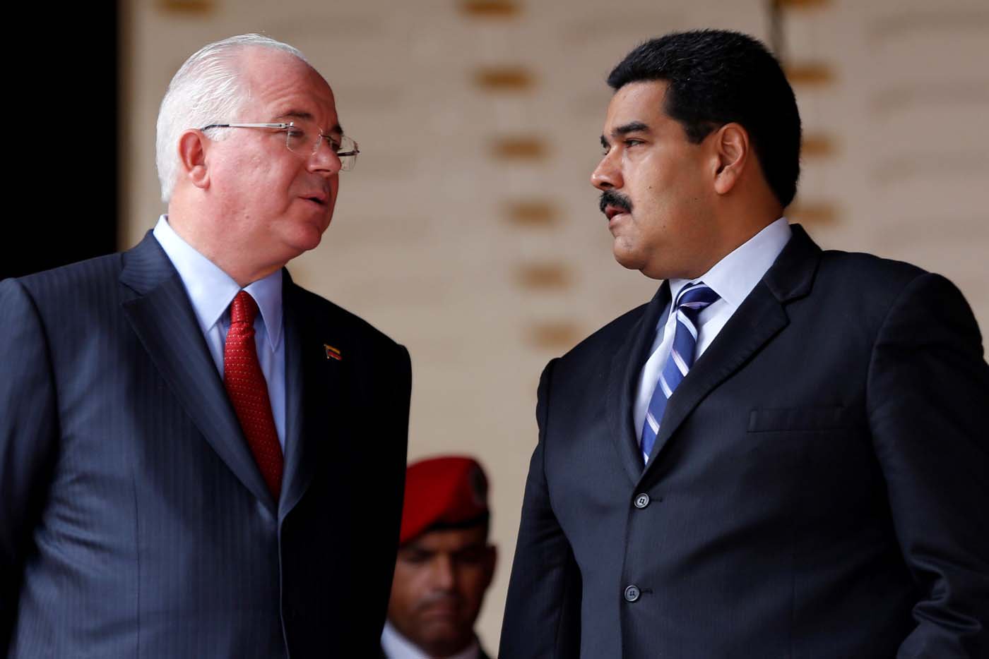 Resultado de imagen para rafael ramirez y maduro